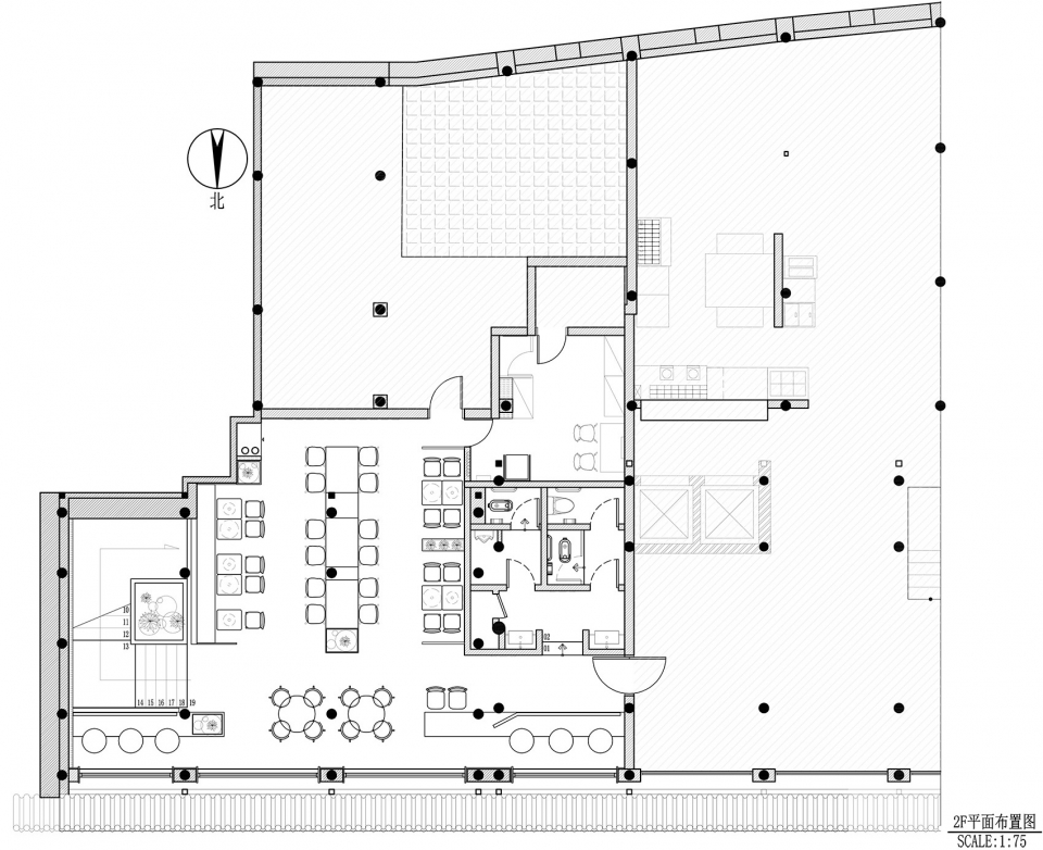 用纳西族传统特色面料覆盖整个空间,丽江肯德基玉河广场店 roomoo