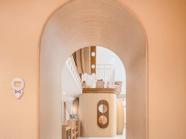 现代幼儿园效果图