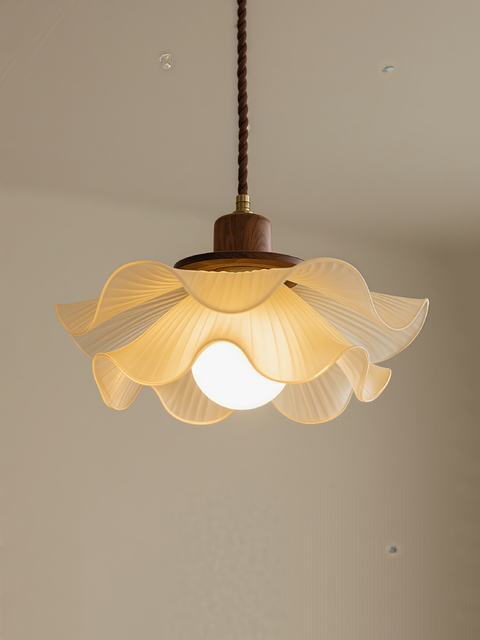 中古小吊灯 餐厅吊灯 吧台吊灯3d模型下载