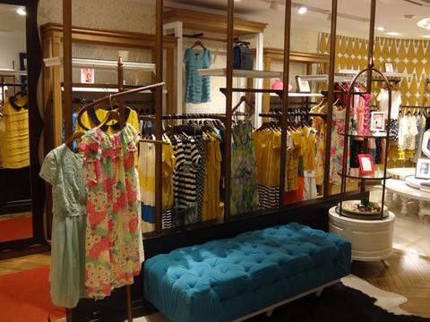  淑女服装店设计 