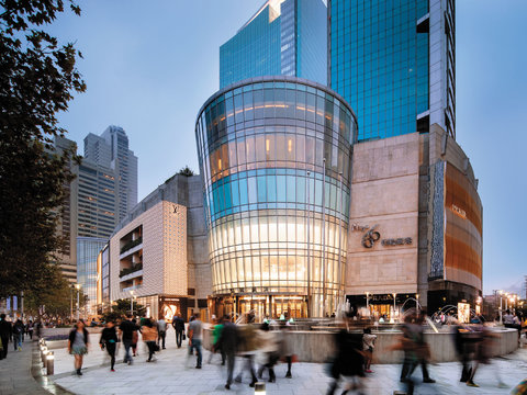  Moncler上海恒隆广场店丨施工图+官方摄影 