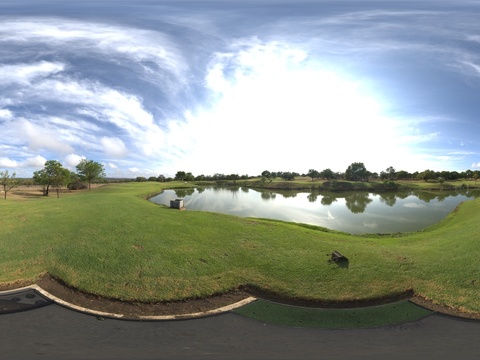  户外田野草地河流天空HDR 