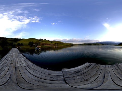  户外天空河流大山自然风景 