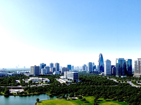 现代户外天空全景