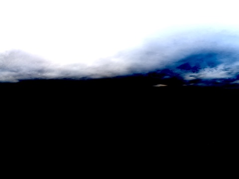 户外草地乌云阴天HDR