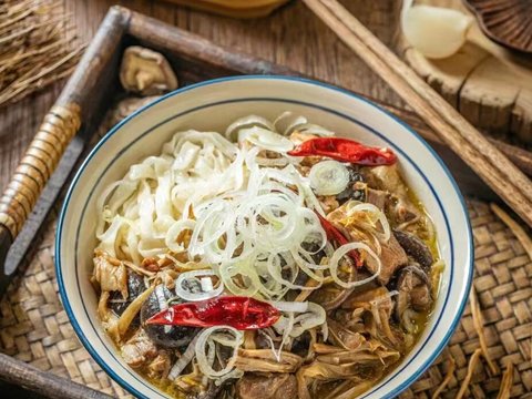  拉面面食牛肉拉面美食海报餐饮贴图 