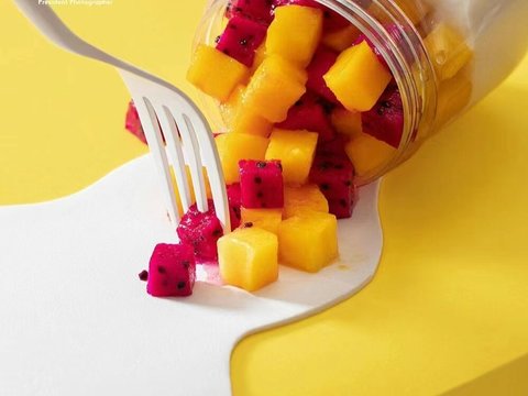  奶茶咖啡果汁果饮海报 