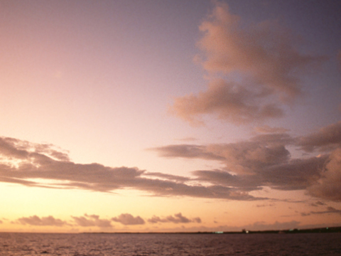  黄昏夕阳落日天空 