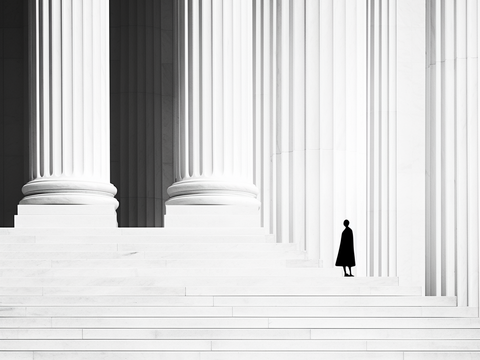  黑白概念建筑挂画 