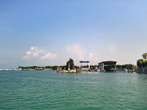  湖面海面景观风景 