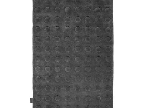  灰黑色几何地毯 