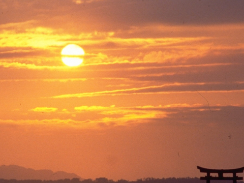  现代黄昏天空 黄昏 天空外景 黄昏外景 