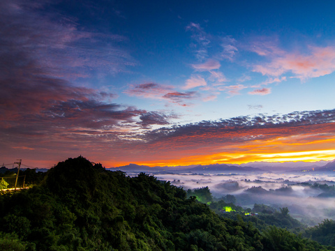  户外夕阳风景 