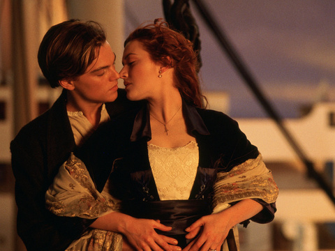  泰坦尼克号电视画面 