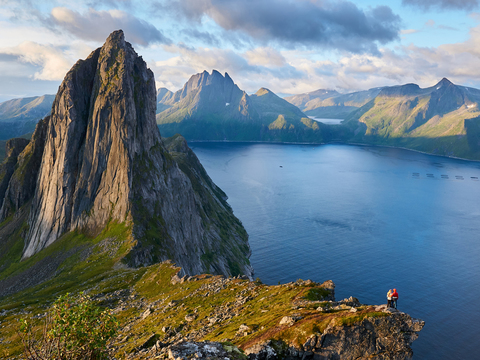  山脉河流湖泊风景 