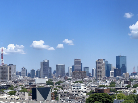  白天城市外景 
