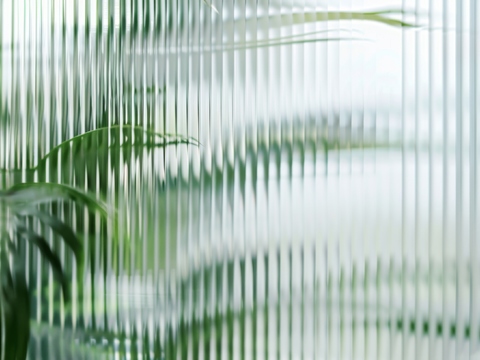  夹丝磨砂玻璃幕墙植物隔断 