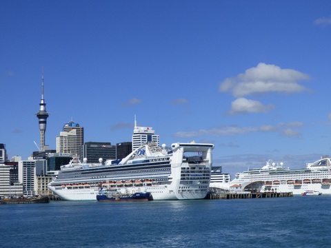  白天城市外景  马头运输外景 海边外景 