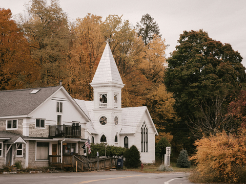  白天小区天空外景 