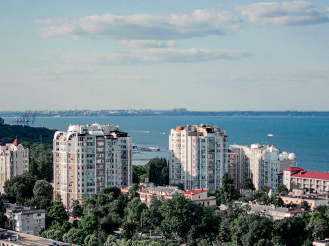  白天城市天空外景 