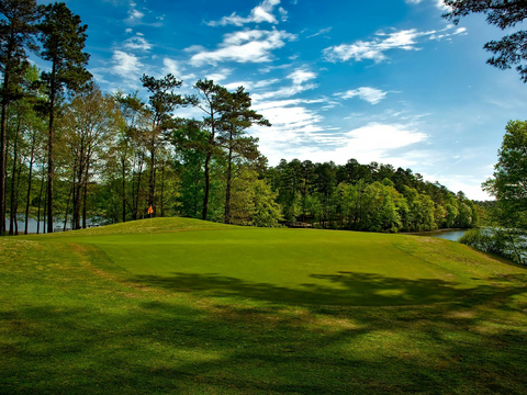  白天城市公园外景 