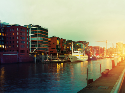 建筑码头黄昏外景  外景贴图