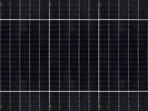  屋面太阳能光伏电板 光伏面板 发电设施 发电设备 