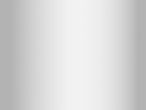 银灰色抛光金属