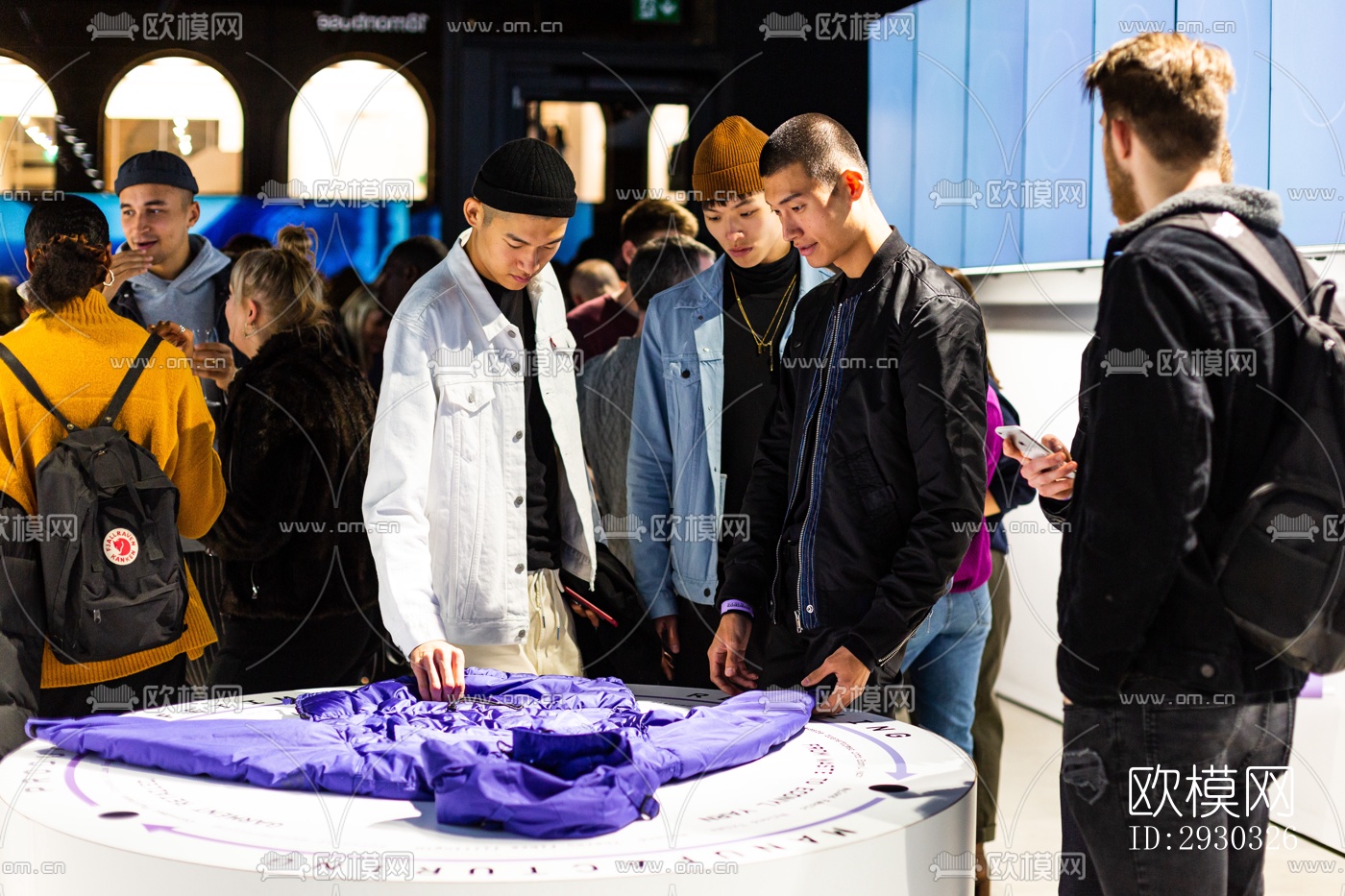 现代展览展厅效果图下载（渲染图3）