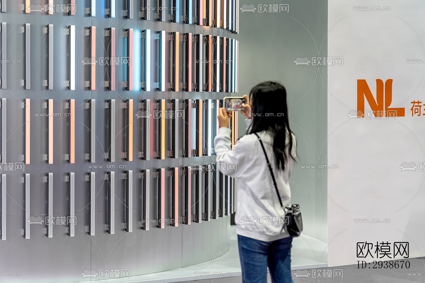 现代展览展厅效果图下载（渲染图19）