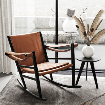 现代皮革休闲摇椅3d模型