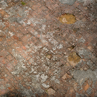  残旧户外地砖 