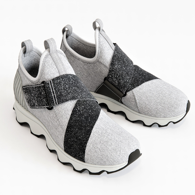  现代运动鞋su模型 