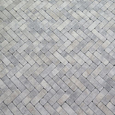  灰色人字拼广场砖透水砖贴图 