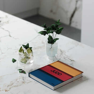  书籍 水杯 薄荷su模型 