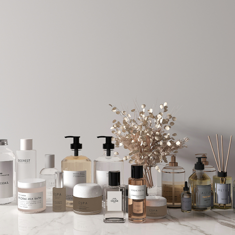  现代洗漱用品 香水 沐浴露su模型 