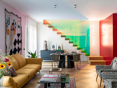 Carmine Abate | 卡地亚红撞色荧光，多彩复古私宅 New Rétro