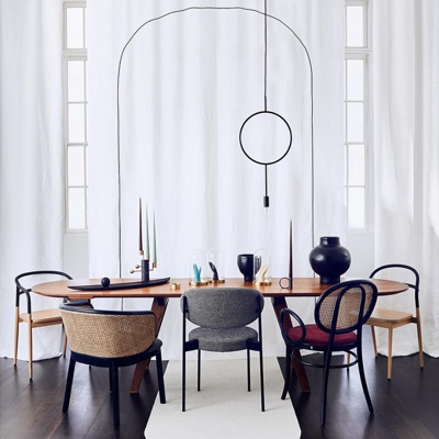 Natalie Papageorgiadis设计 北欧实木餐桌椅
