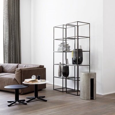 意大利Meridiani 现代皮革单人沙发装饰架