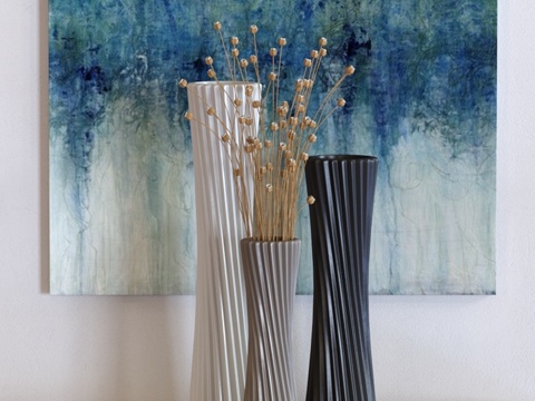  Brimfield &amp; May 现代锥形陶瓷花瓶3d模型 