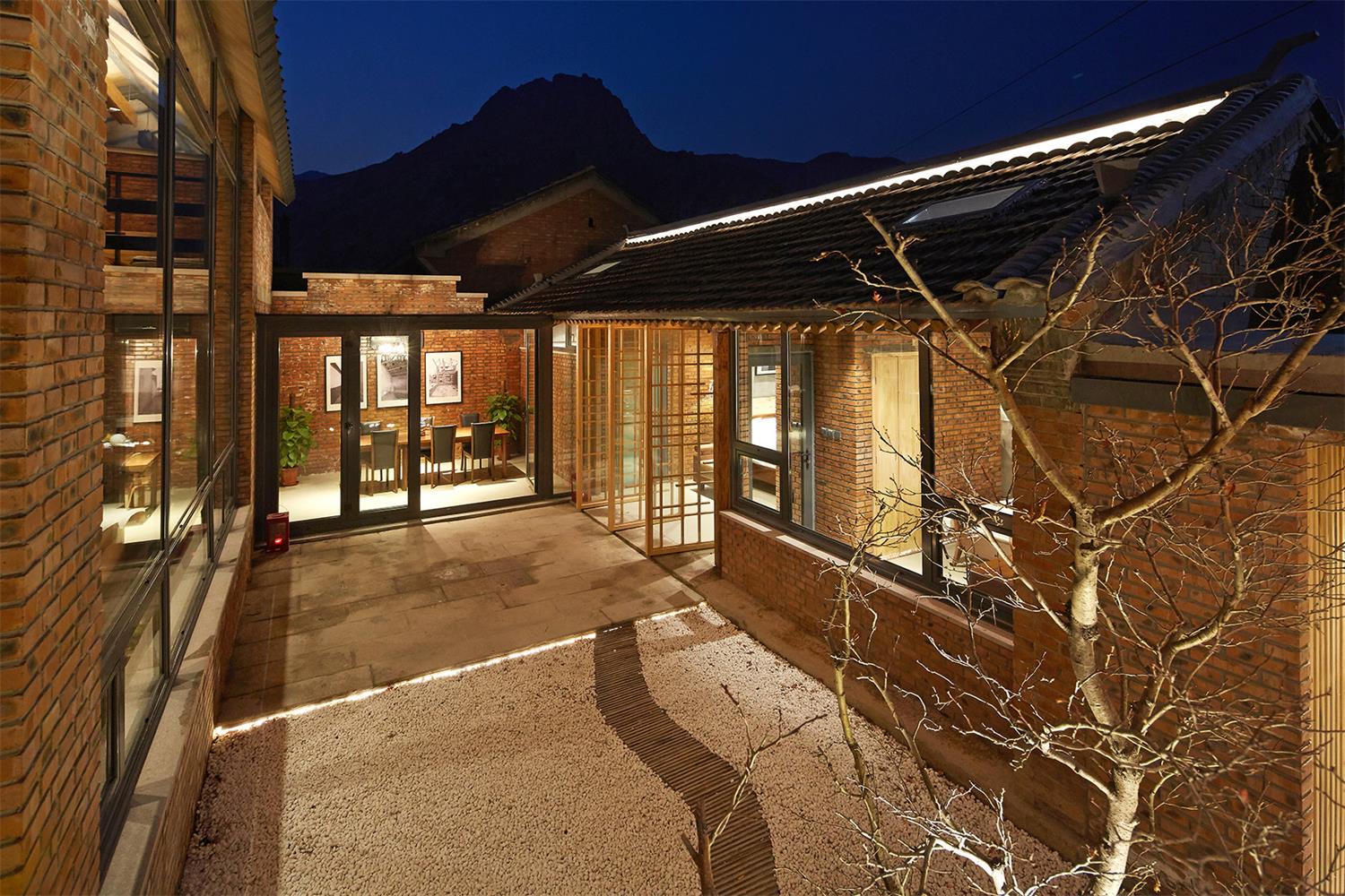 京墨设计特色民宿后院