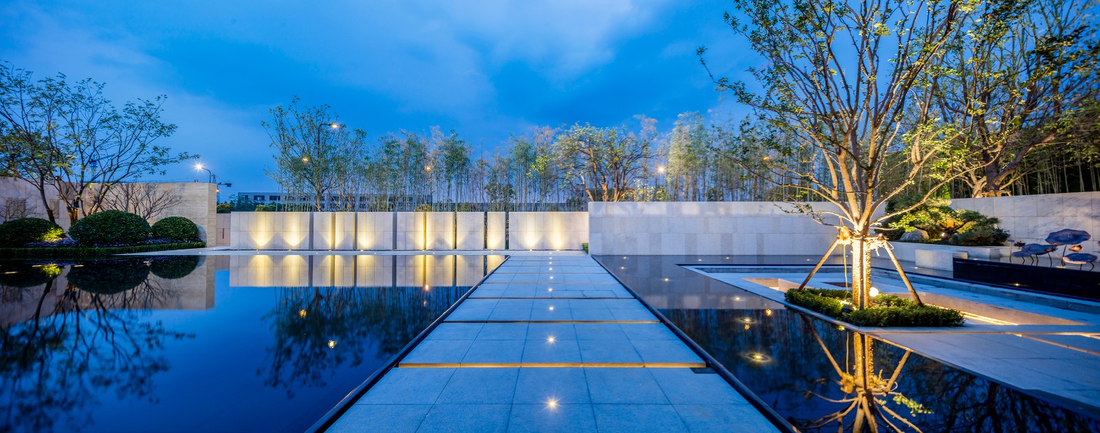 800㎡杭州西房拱辰外滩会所胡之乐设计