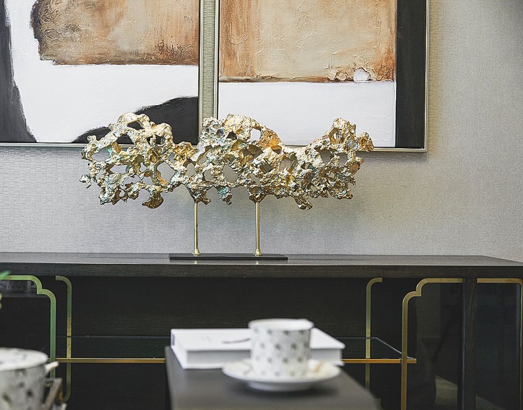 105039ptggifoujovbqbs8_0_0_750_0