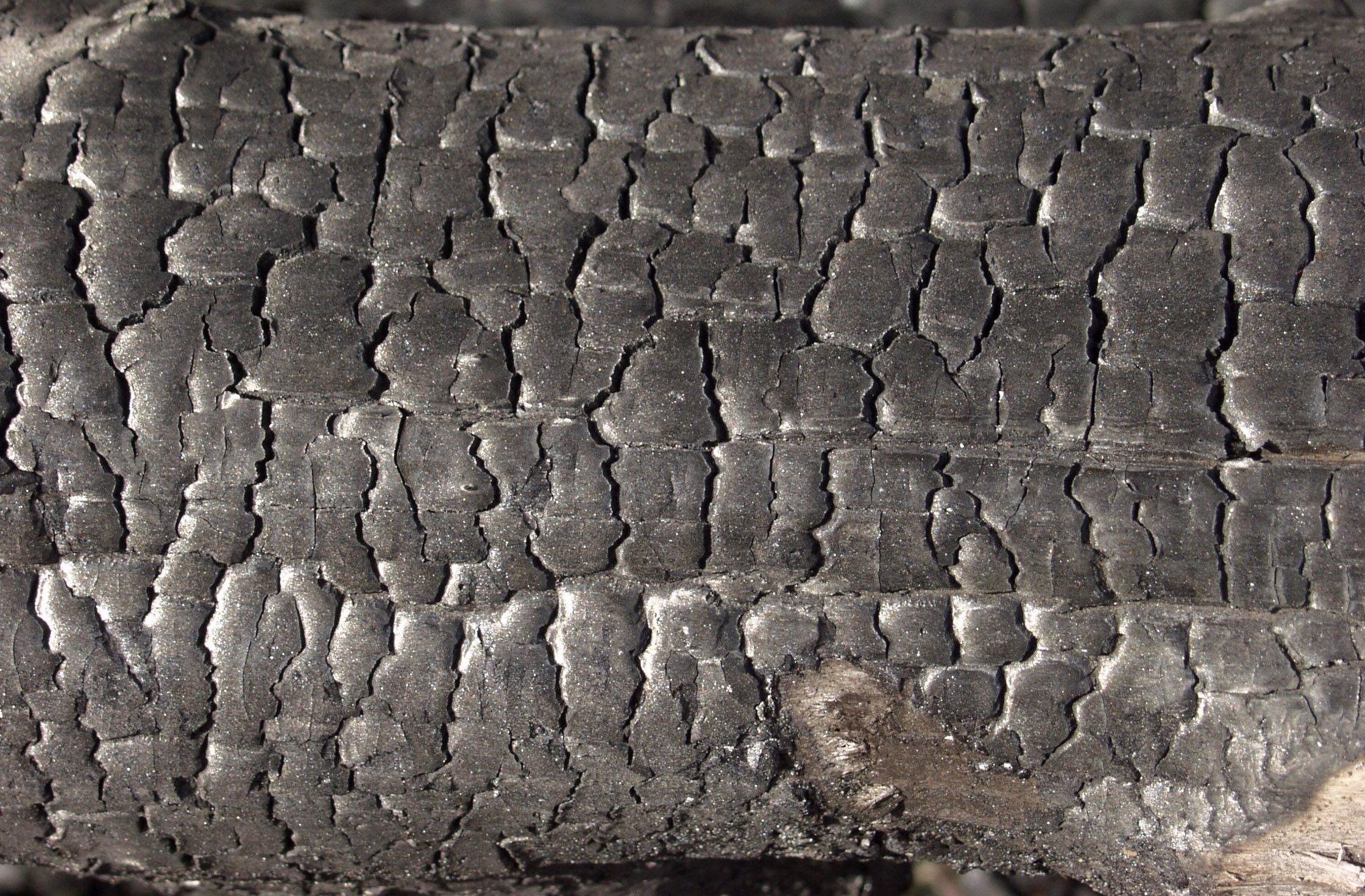 木材-燃烧过的-木梁(40)下载