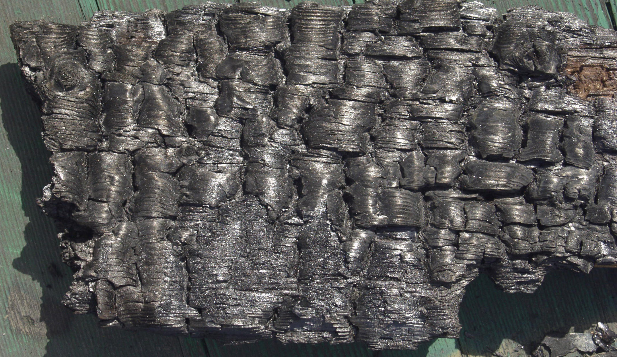 木材-燃烧过的-特写镜头(22)下载