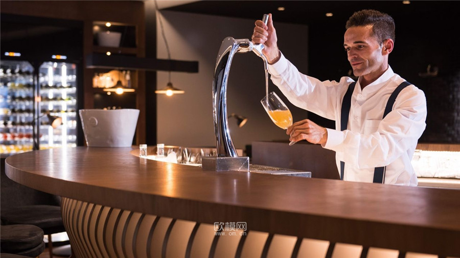 143546s0y0oxll34sxle3l