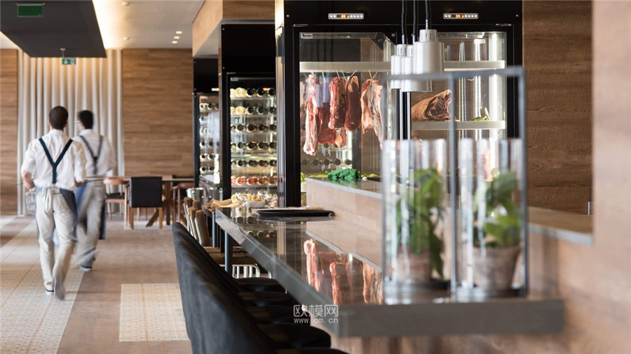 143545ri3qyni3iibxz44p