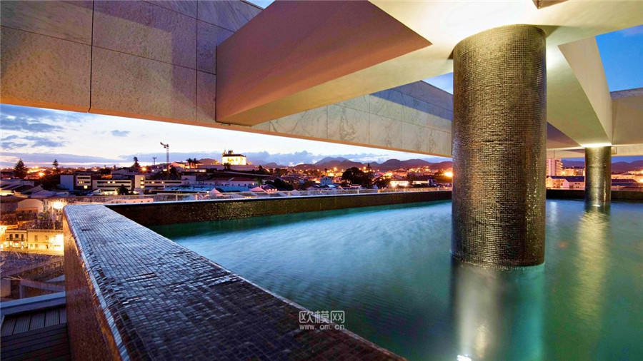 143549v06h6h50h5e55cfu