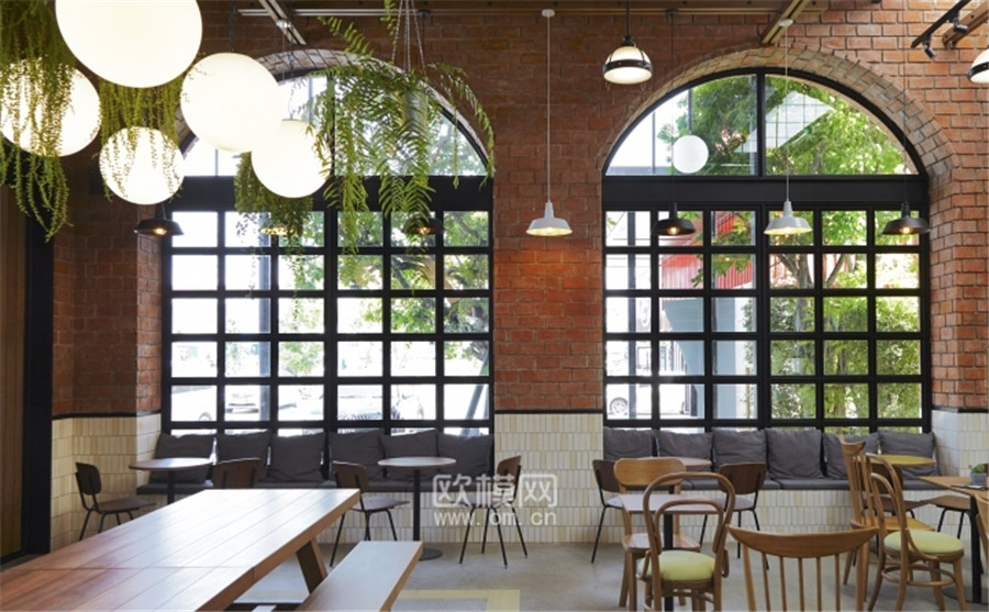 141136kh3brrbmmrkvo33i