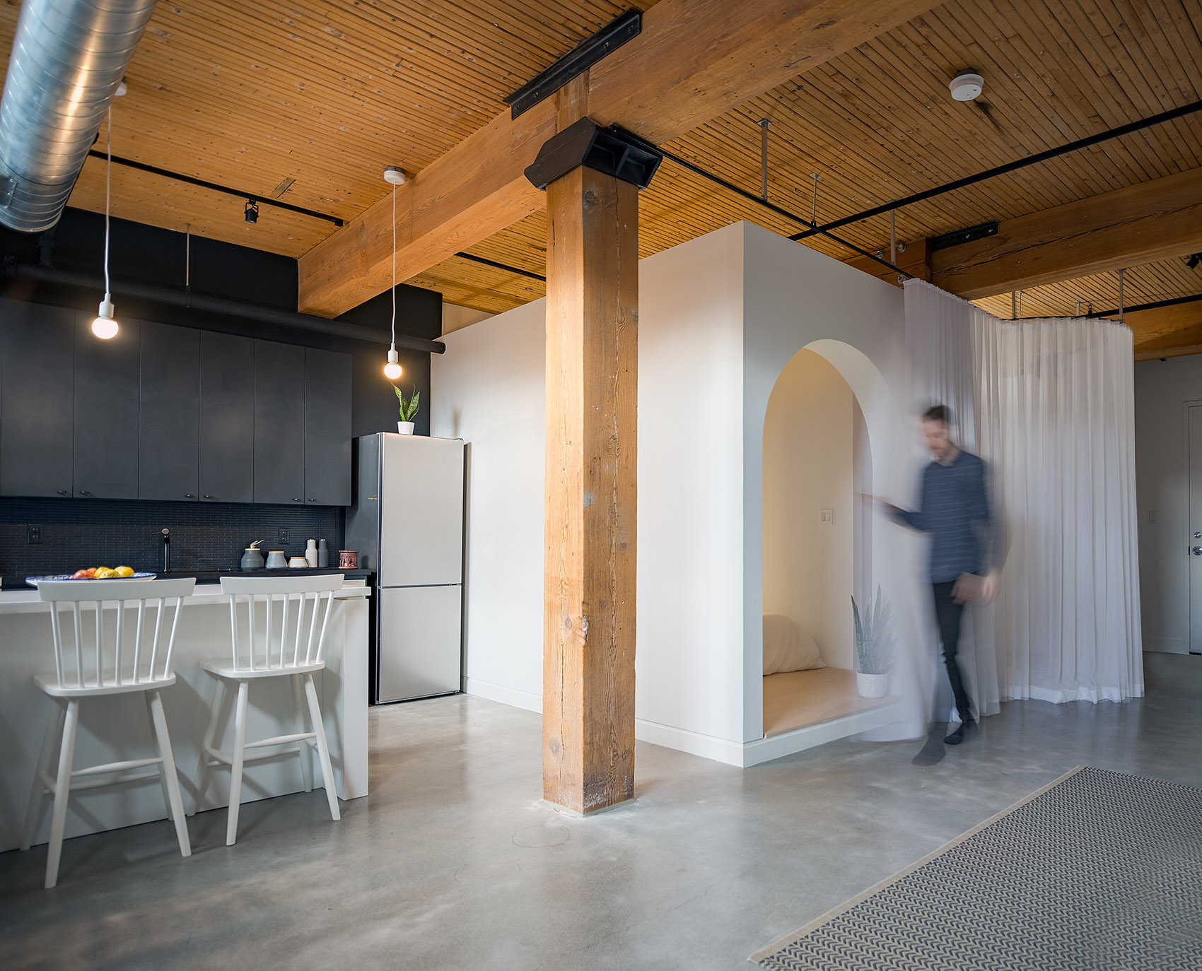 002-Broadview-Loft
